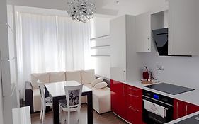 Top Center Luxury Apartment
